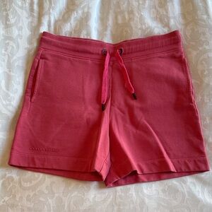 Canada Goose Women's Rose colored Cotton Shorts - size small